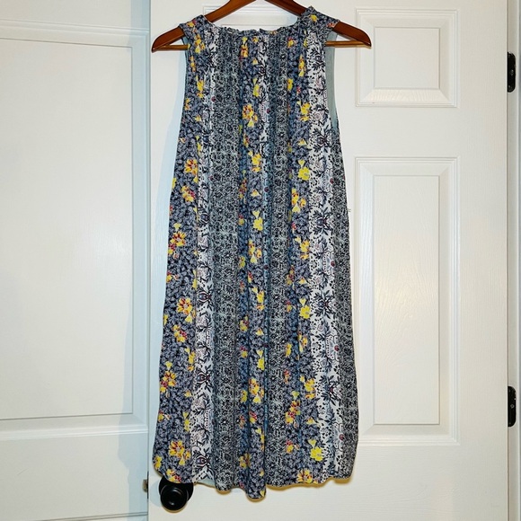 Ann Taylor LOFT Sleeveless Rayon Dress Fully Lined - Floral Print - Picture 2 of 6